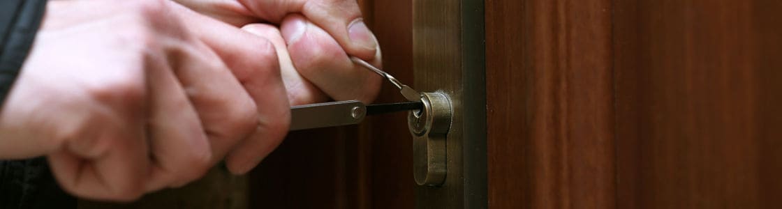 Locksmith for burglary repair, Glasgow